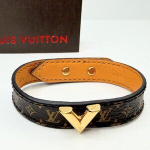 Vintage authentic Louis Vuitton Monogram Leather Bracelet Gold V GS737
